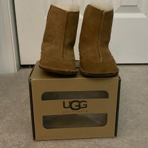 Baby Ugg boots, 6-12 months, brown